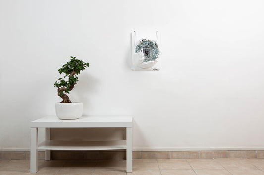 Gemälde, Originalskulptur auf Holzplatte, Little Lie Paradise