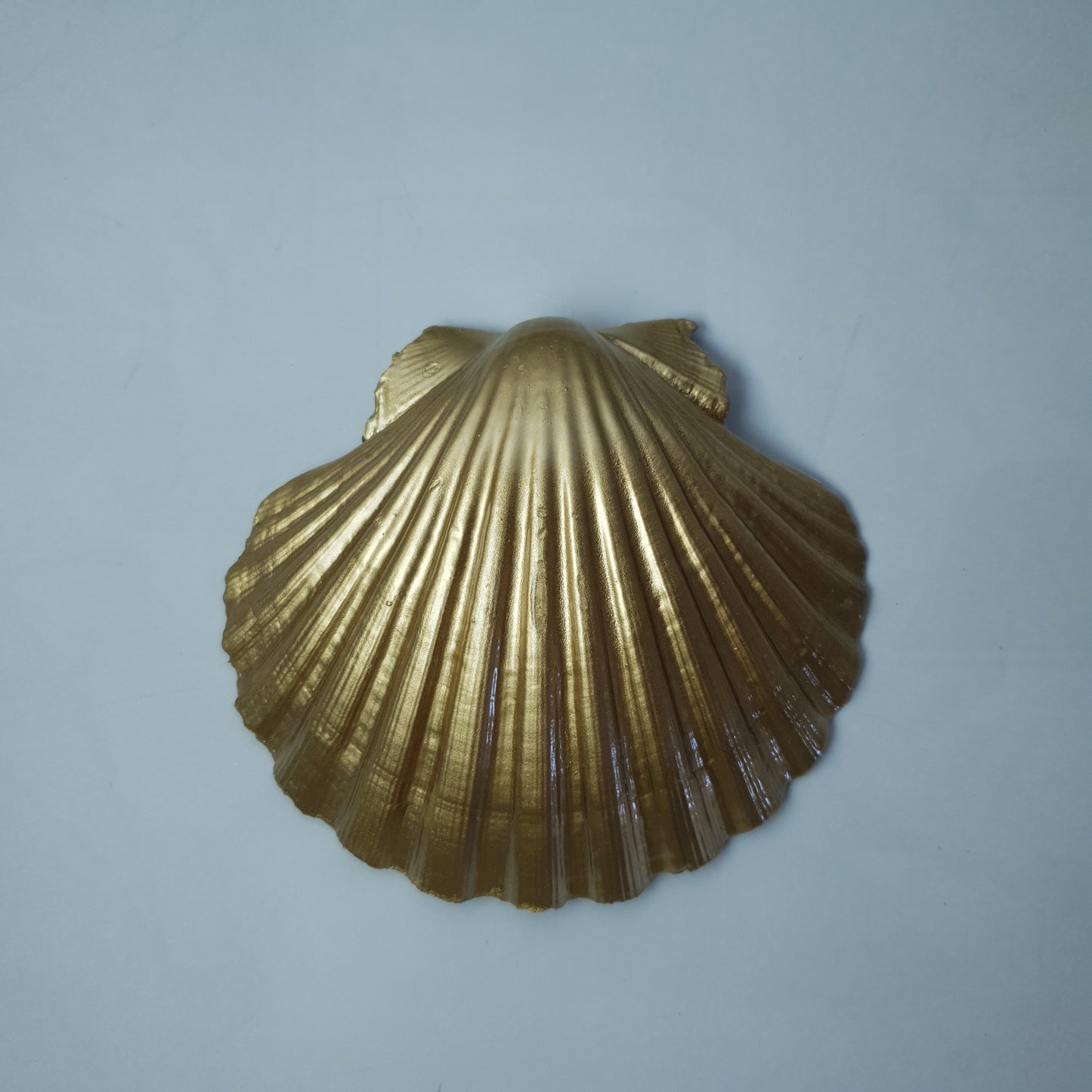 Large shell, hand decorated, "Golden Shell"